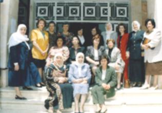 Modrn09.jpg (14164 bytes)