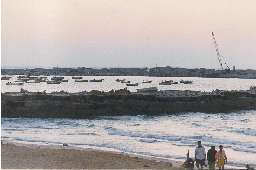harbour.jpg (7113 bytes)
