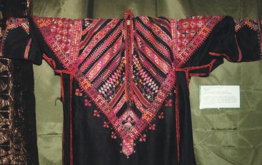pc26.JPG (35793 bytes)