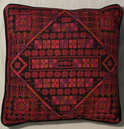 pillow2.jpg (63184 bytes)