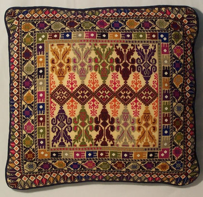 pillow5.jpg (82694 bytes)
